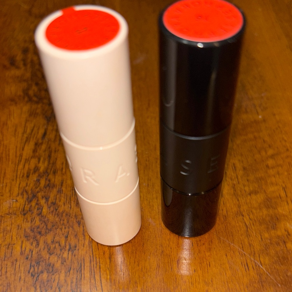 Sephora Lipstick Duo - 16 Fierce Fire & 25 Ready to Dare - Picture 3 of 7